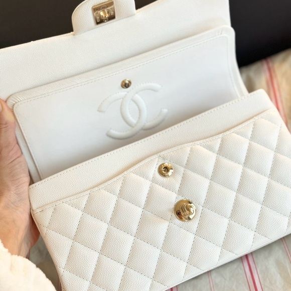 S O L D 💕 Chanel cavial small white - Picture 6 of 13